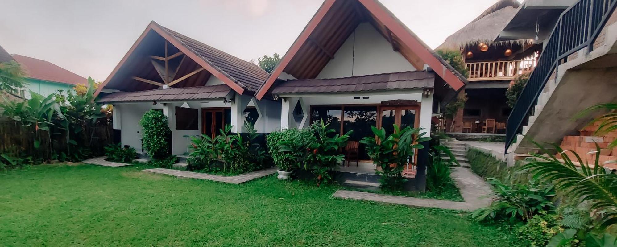 Novia Guest House Lombok-เตเตบาตู ภายนอก รูปภาพ