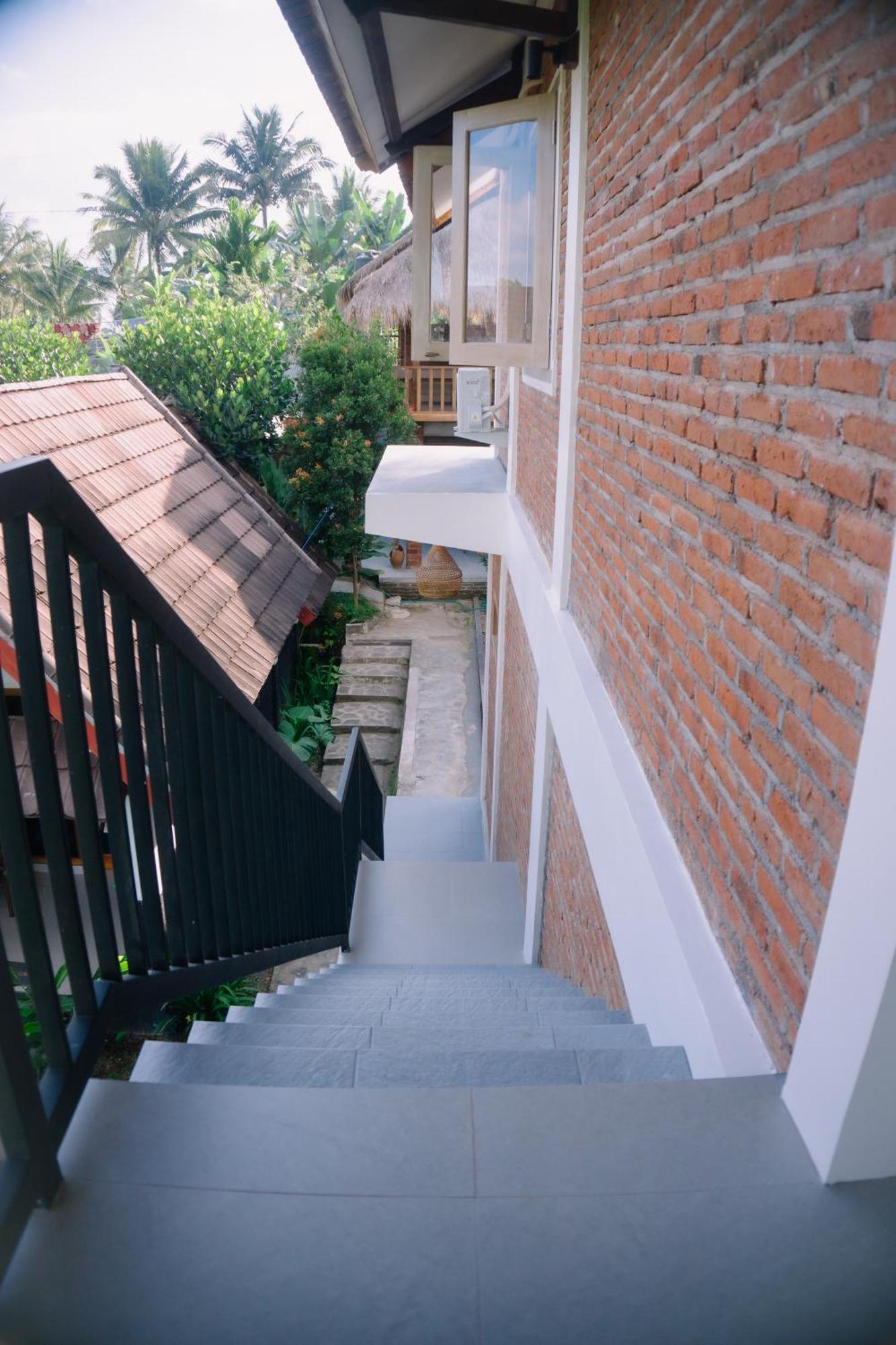 Novia Guest House Lombok-เตเตบาตู ภายนอก รูปภาพ