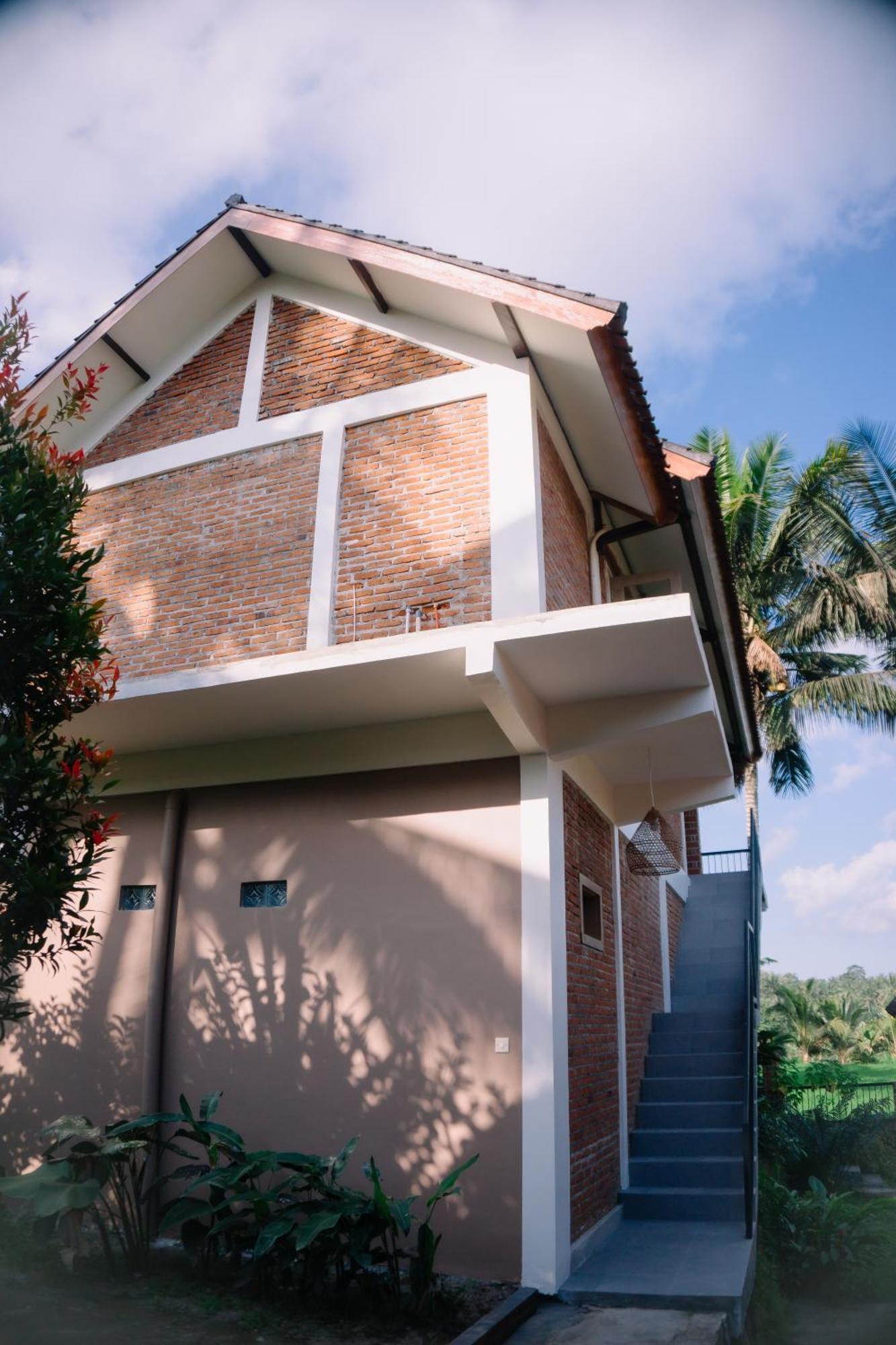 Novia Guest House Lombok-เตเตบาตู ภายนอก รูปภาพ