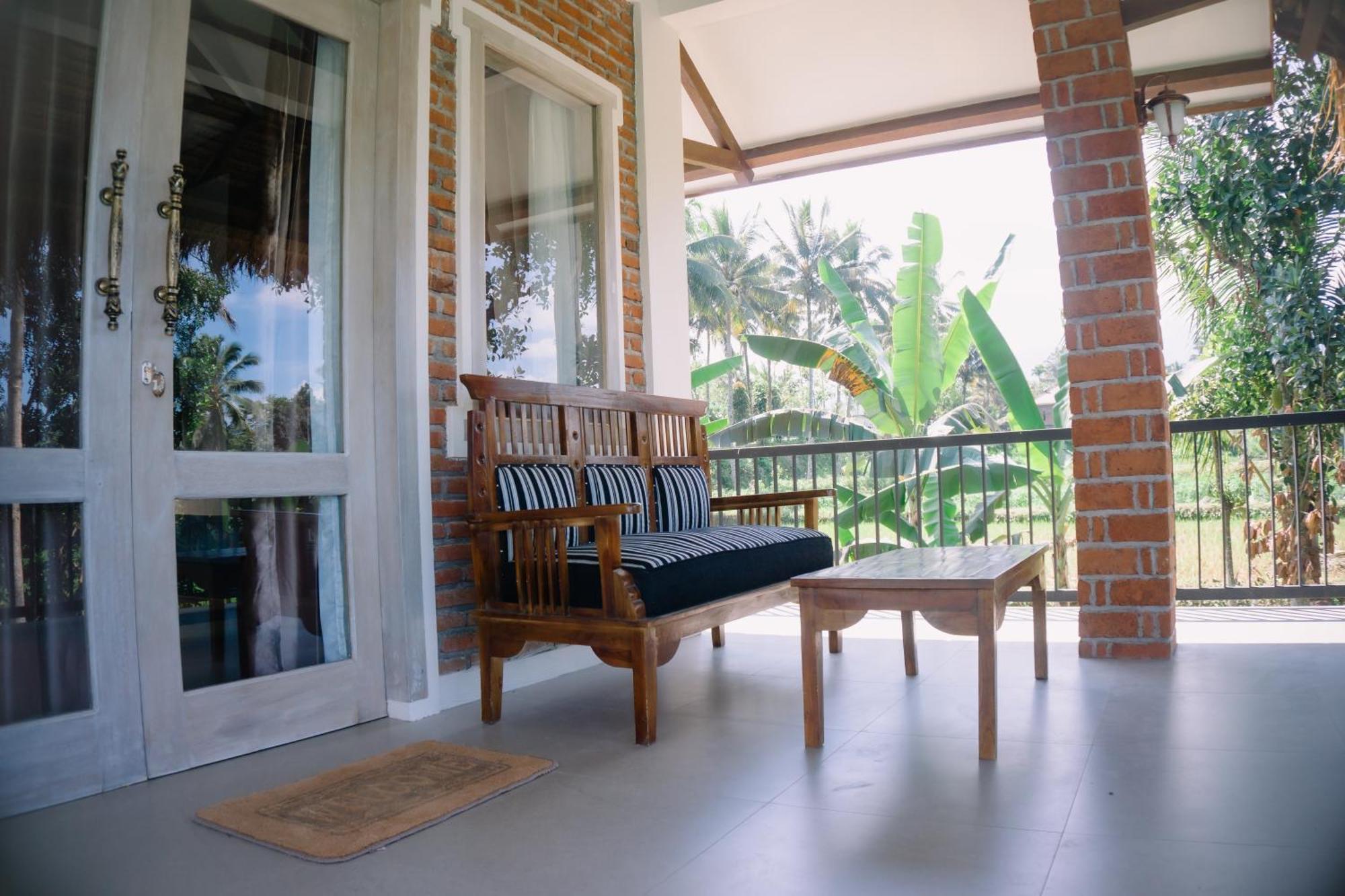 Novia Guest House Lombok-เตเตบาตู ภายนอก รูปภาพ